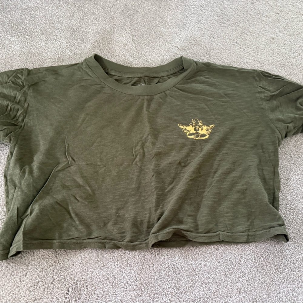 Boys Lie cropped army green tee